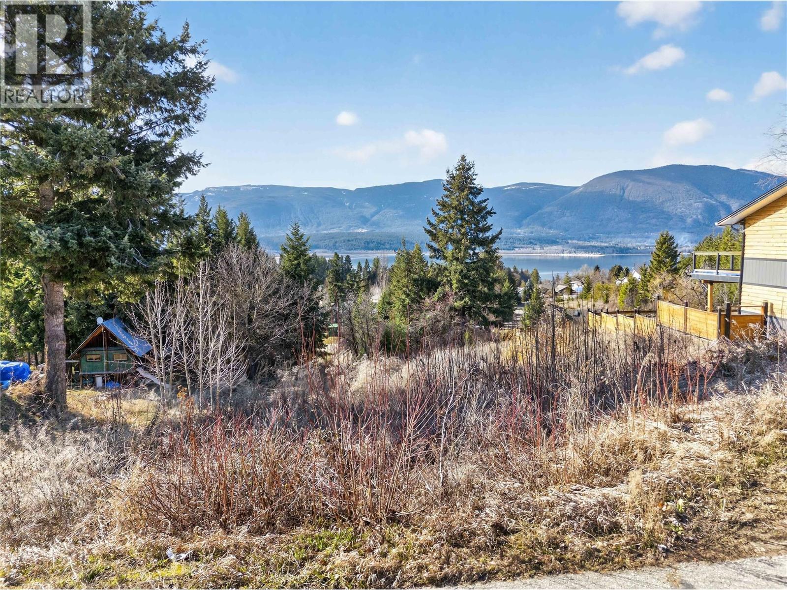 2311 28 Street, Salmon Arm