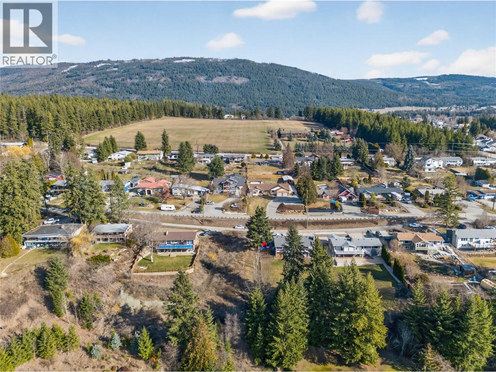  2311 28 Street, Salmon Arm