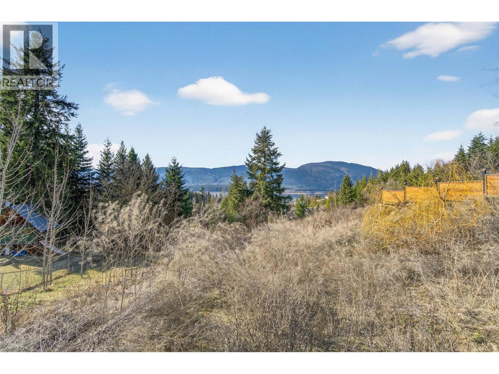  2311 28 Street, Salmon Arm