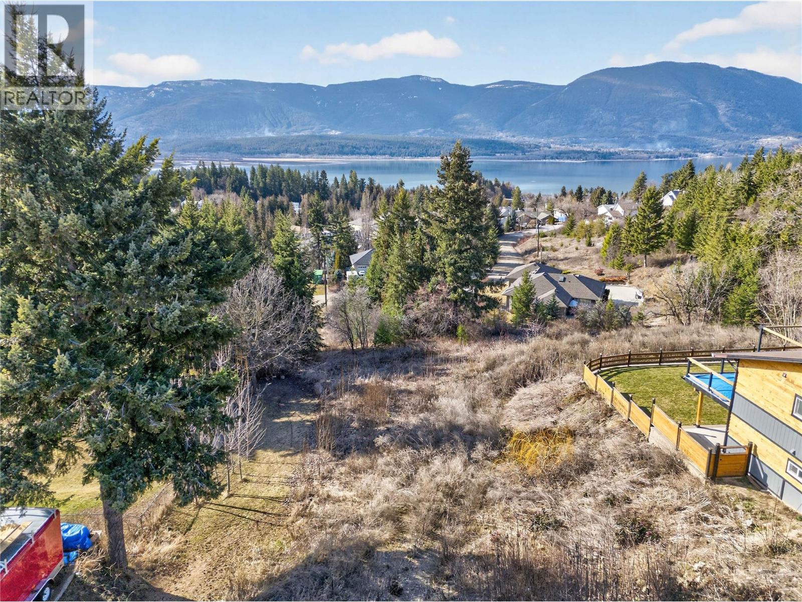  2311 28 Street, Salmon Arm