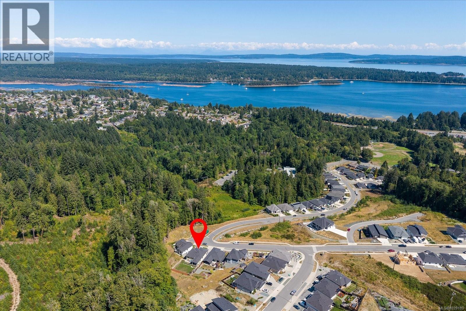 405 Colonia Dr S, Ladysmith