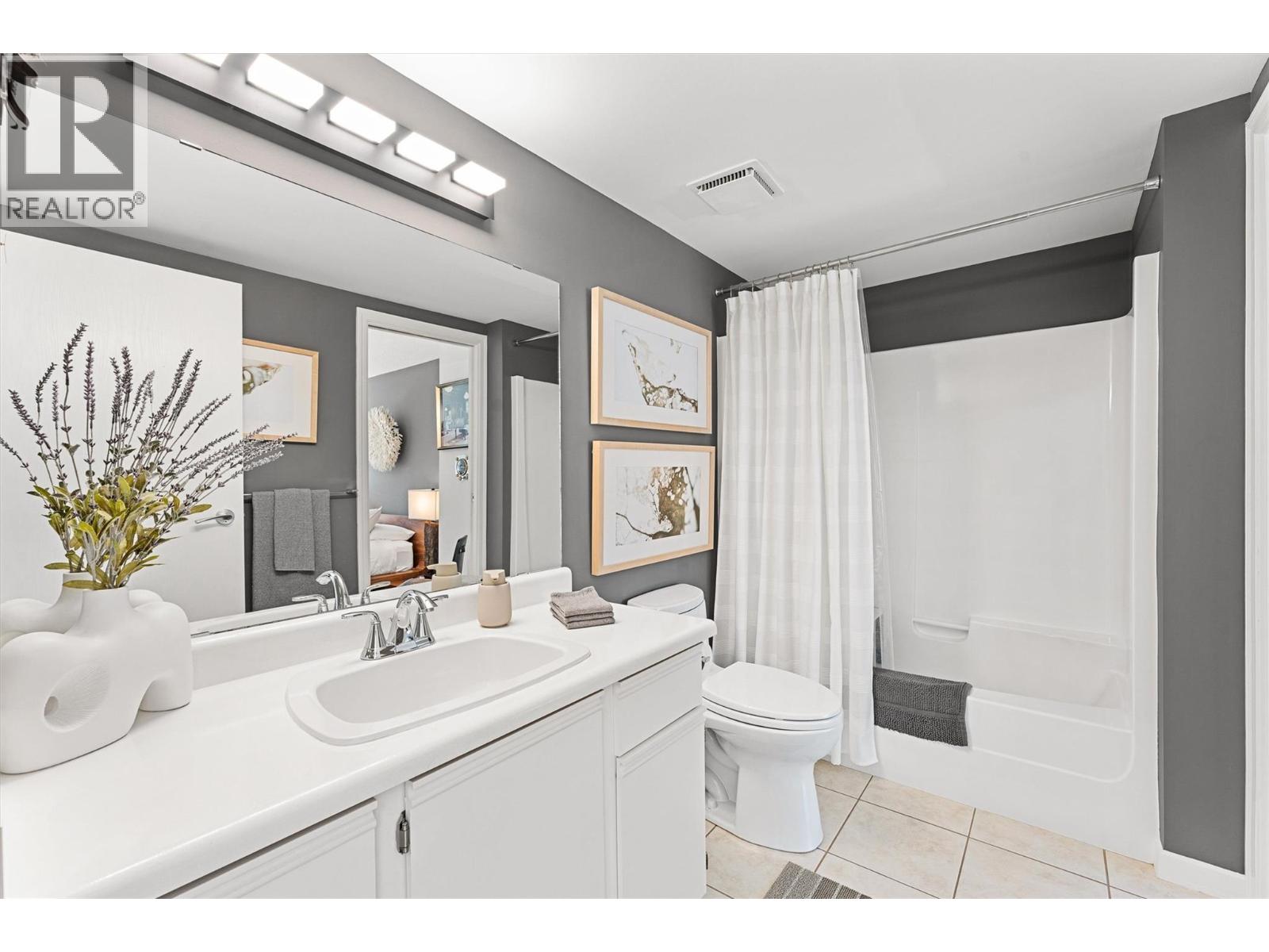 2900 Abbott Street Unit# 202, Kelowna