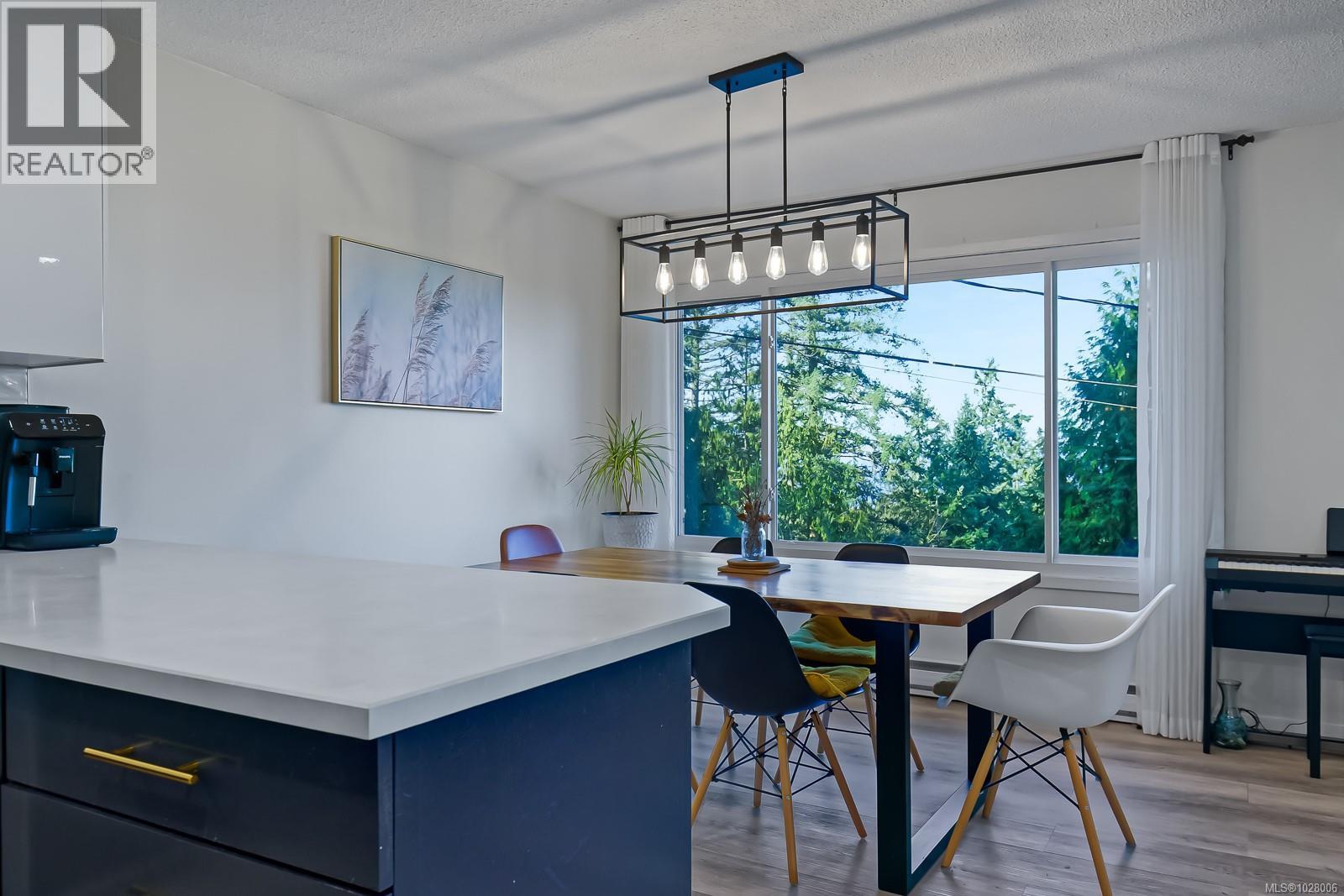 79 RILEY PL - Image 3