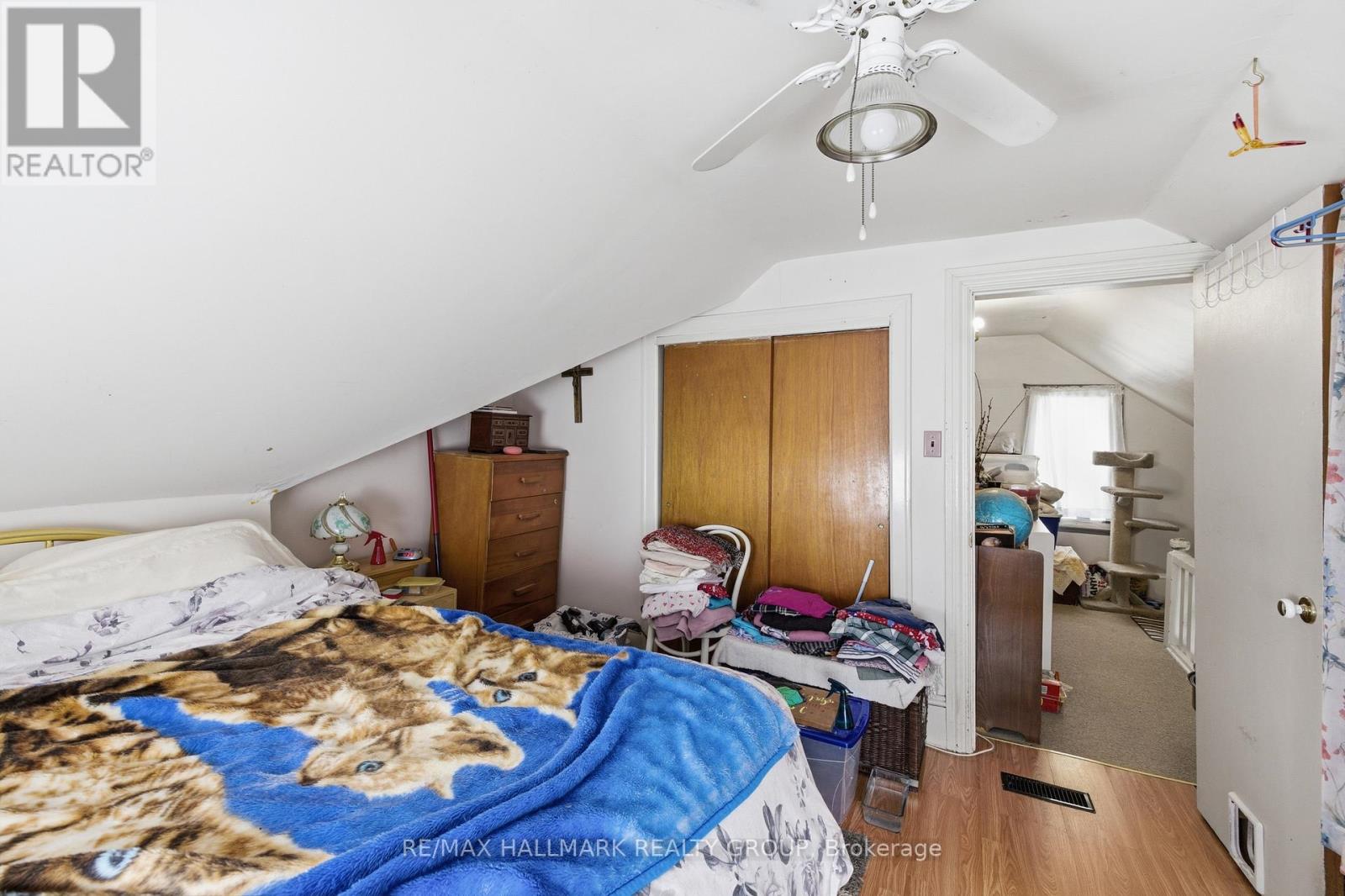 229 GORE STREET E - 18
