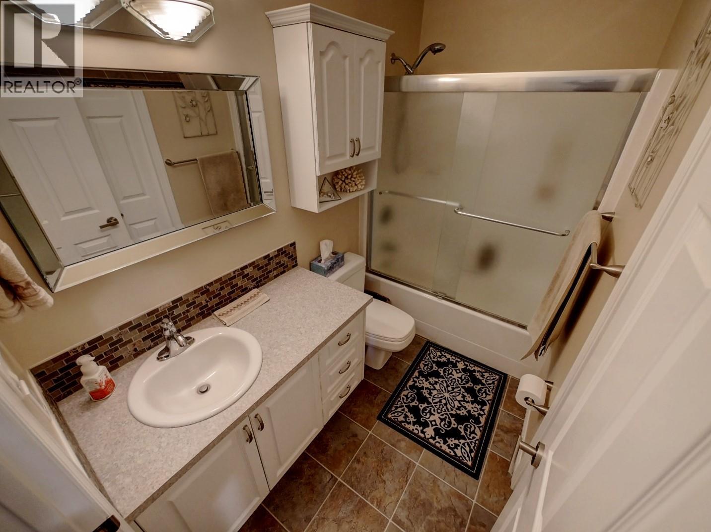 1910 Leaning Tree Road, Creston