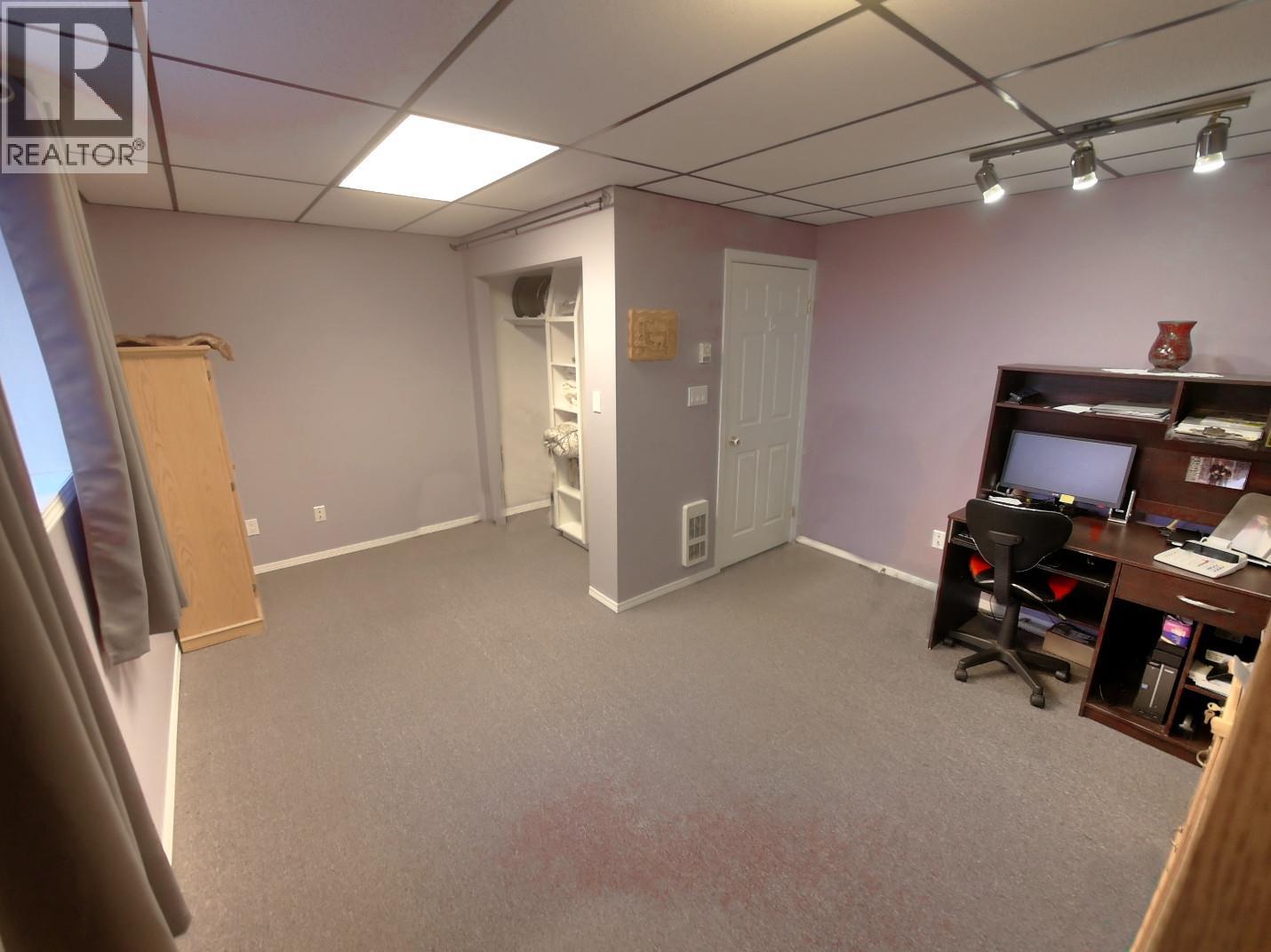 1910 Leaning Tree Road, Creston