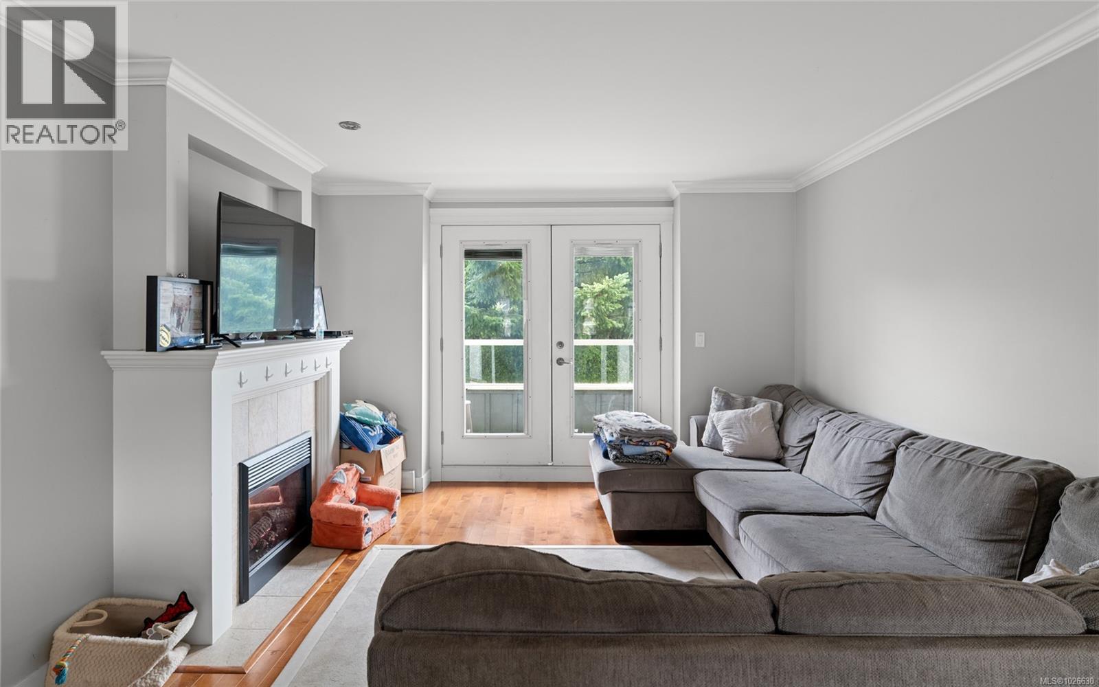 Single Family House for Sale in  Heatherdale Lane Heatherdale Estates Saanich 