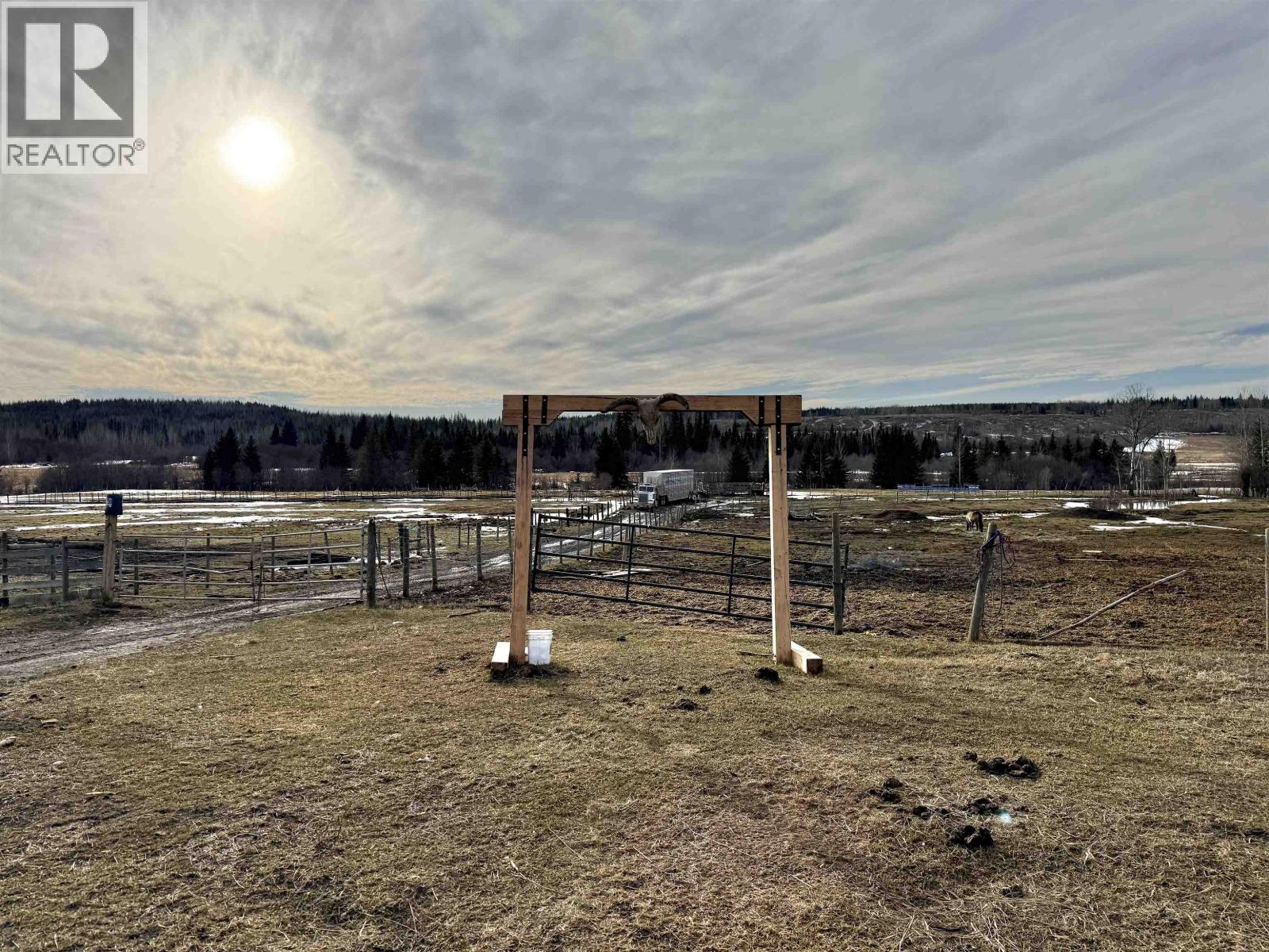 5951 CLOUSTON ROAD, Quesnel