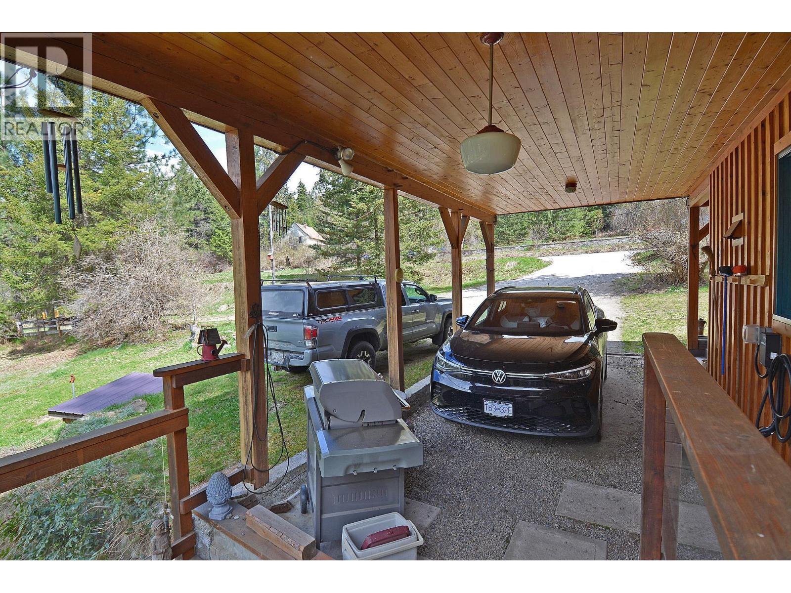 8481 6 Highway - 21