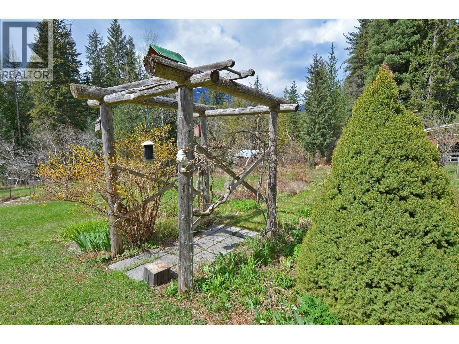 8481 6 Highway - 15