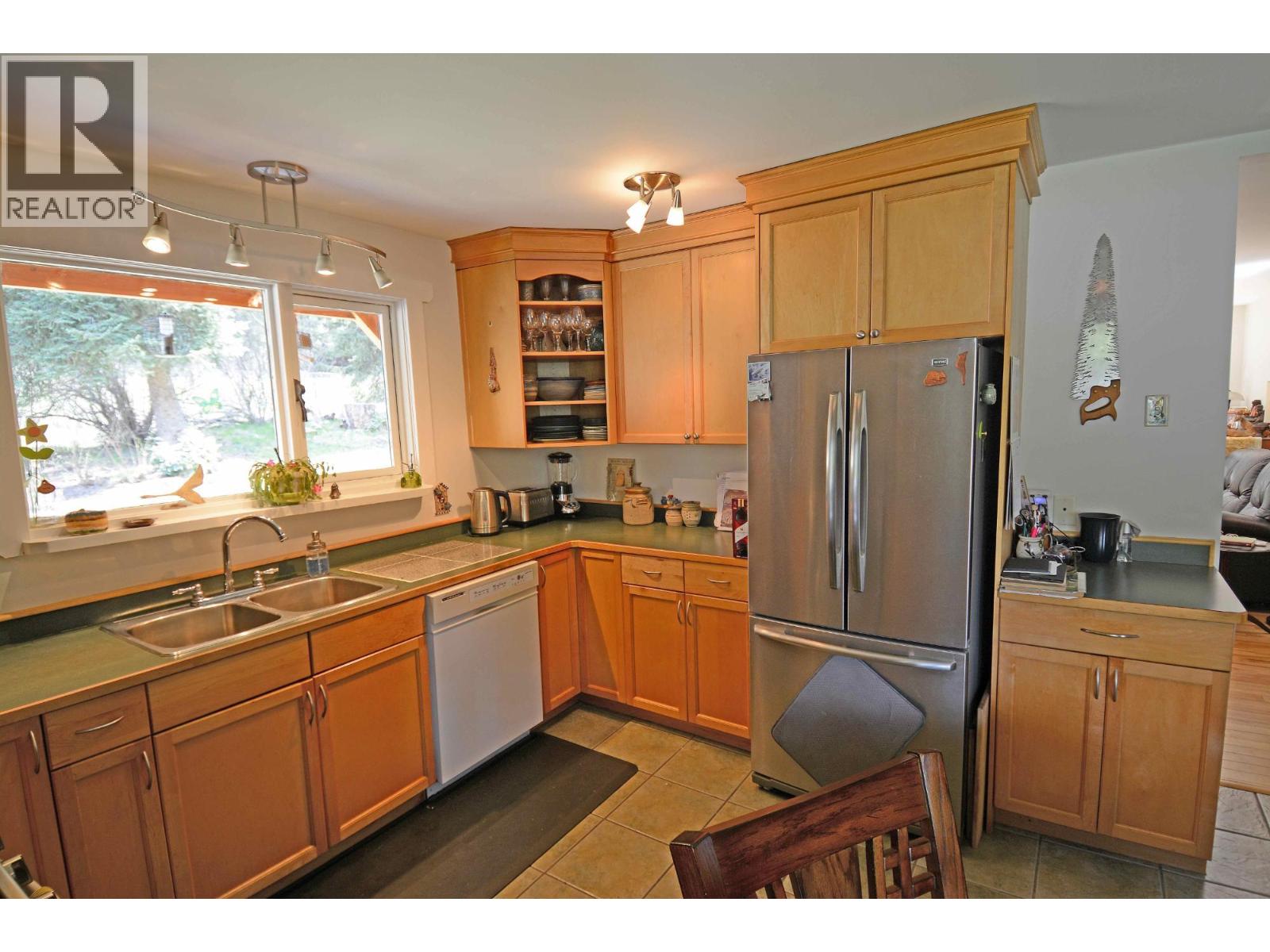 8481 6 Highway - 26