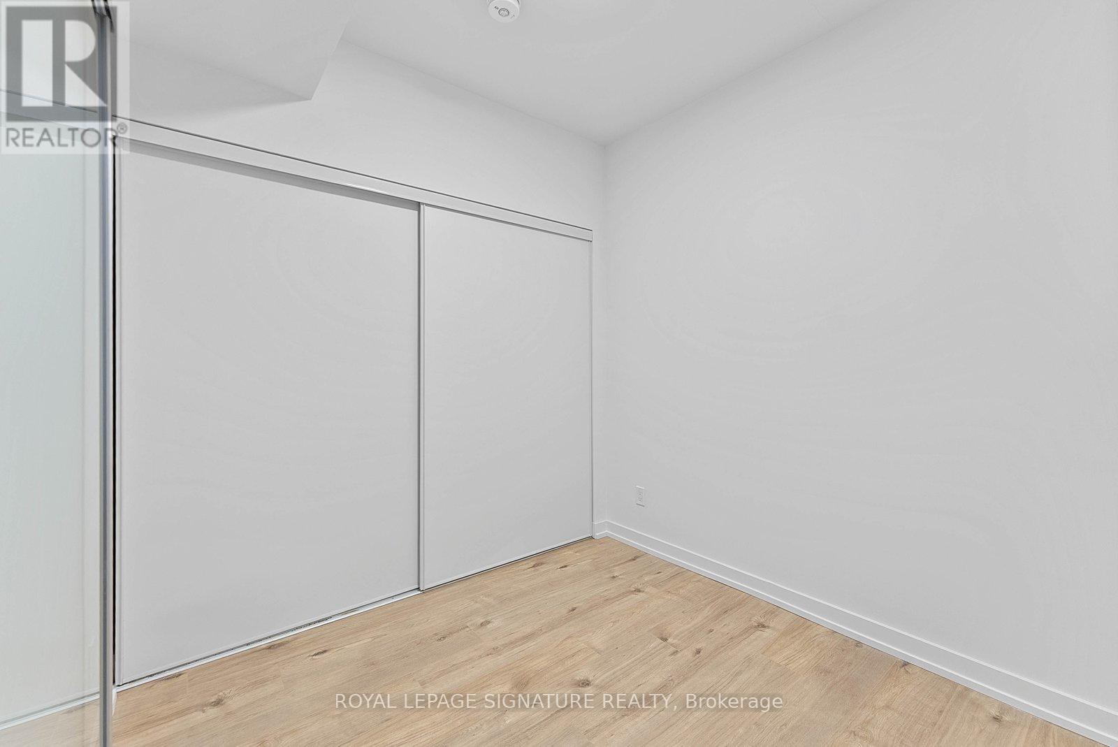 #314 35 PARLIAMENT STREET - 23