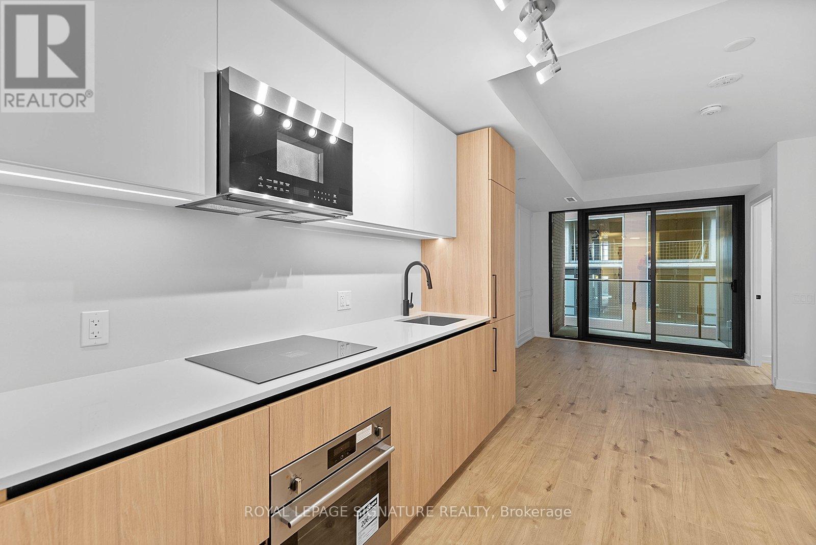 #314 35 PARLIAMENT STREET - 3