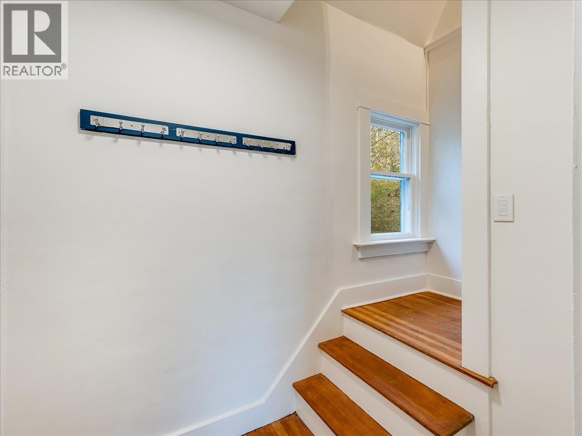 16 VIEW Street, Nelson