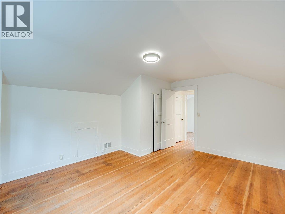 16 VIEW Street, Nelson