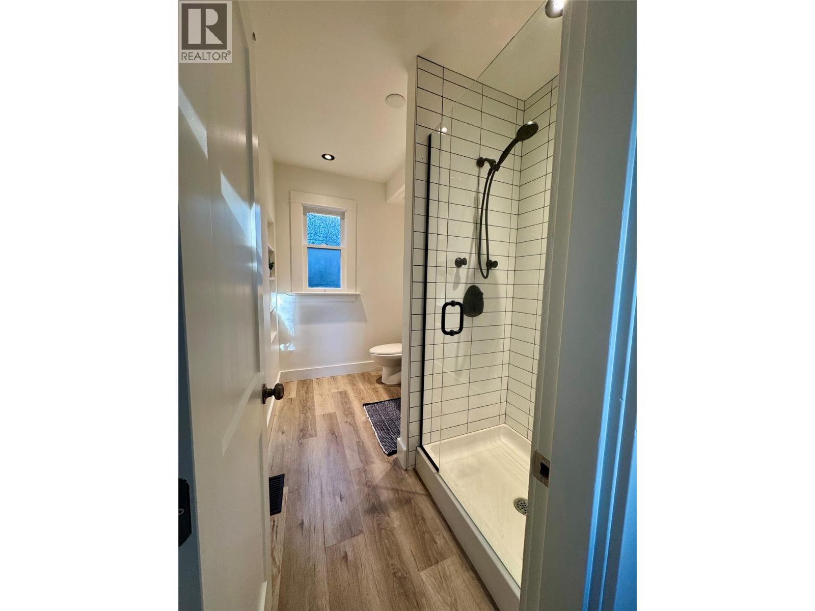 16 VIEW Street, Nelson