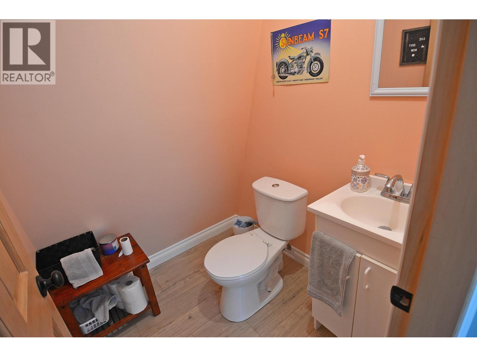 8907 MARTENS ROAD - 23