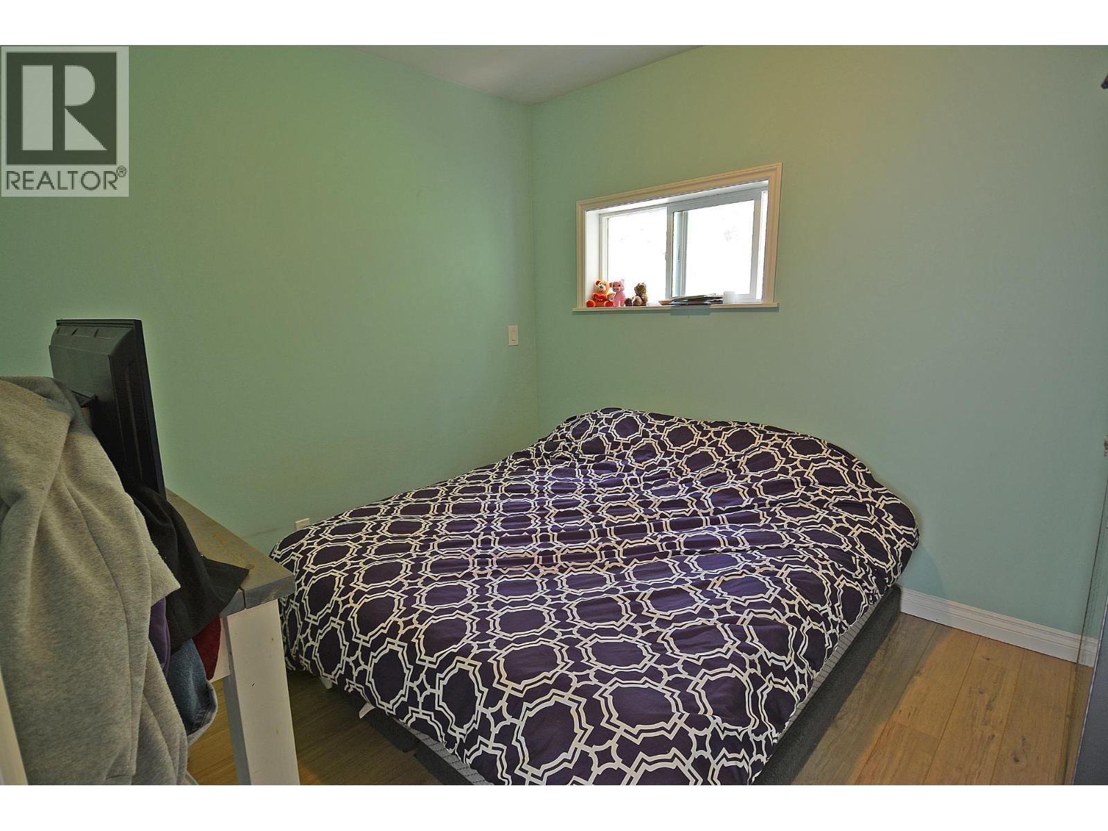 8907 MARTENS ROAD - 22