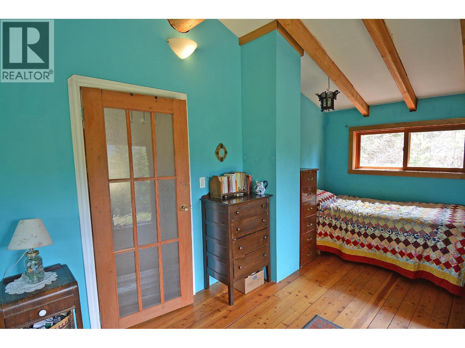 8907 MARTENS ROAD - 50