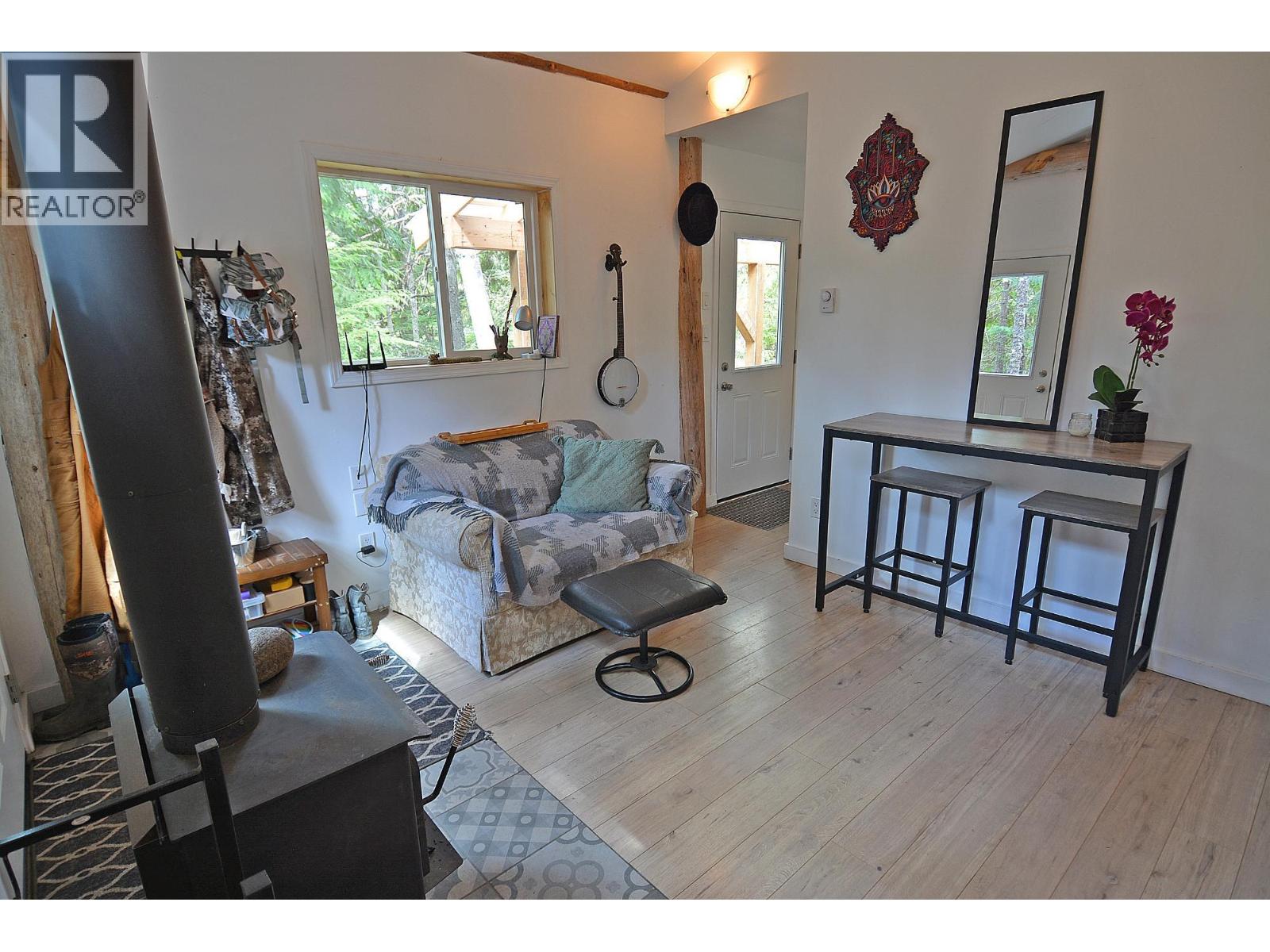 8907 MARTENS ROAD - 63