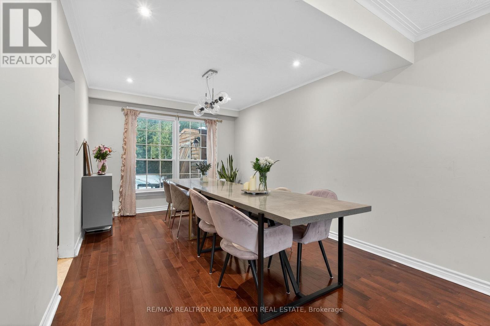 215 GRANDVIEW AVENUE - 10