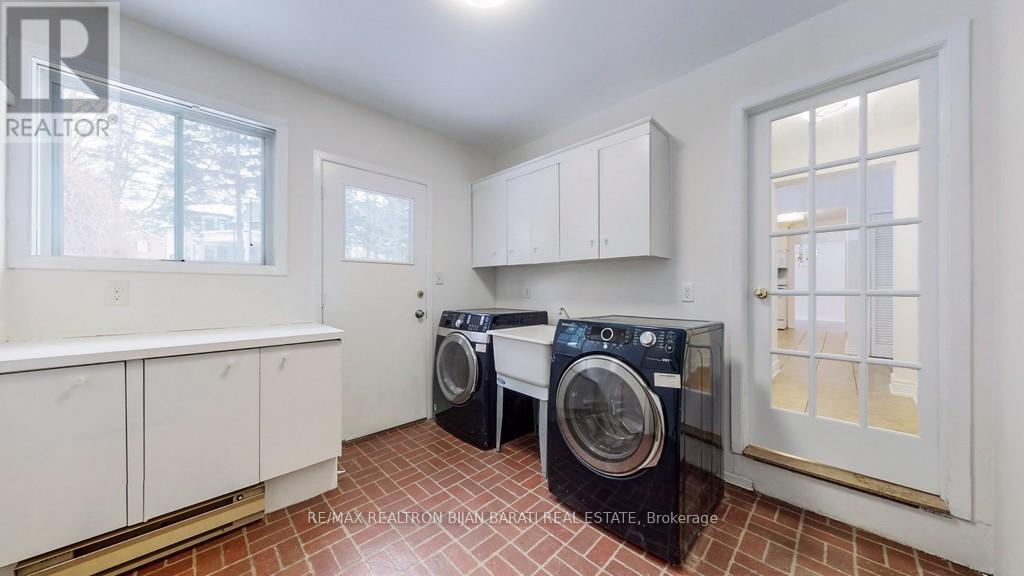 215 GRANDVIEW AVENUE - 21