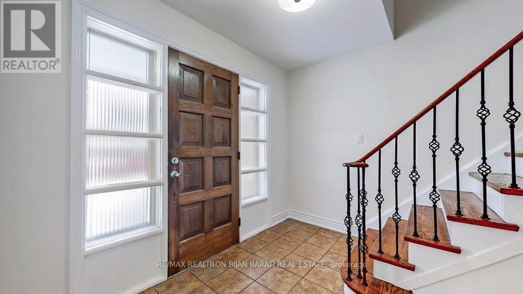 215 GRANDVIEW AVENUE - 23