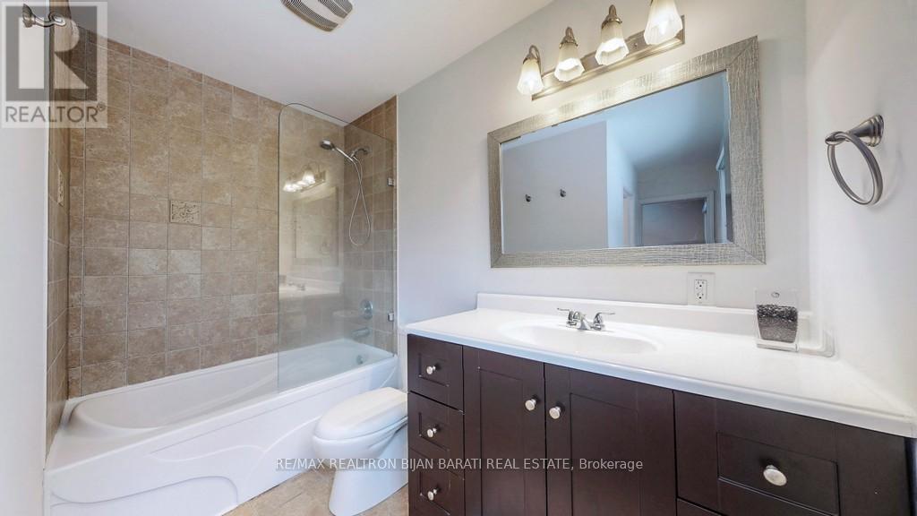 215 GRANDVIEW AVENUE - 24