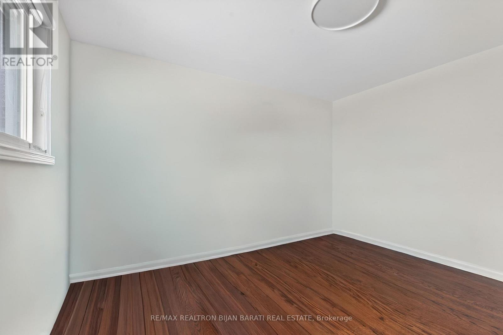 215 GRANDVIEW AVENUE - 29