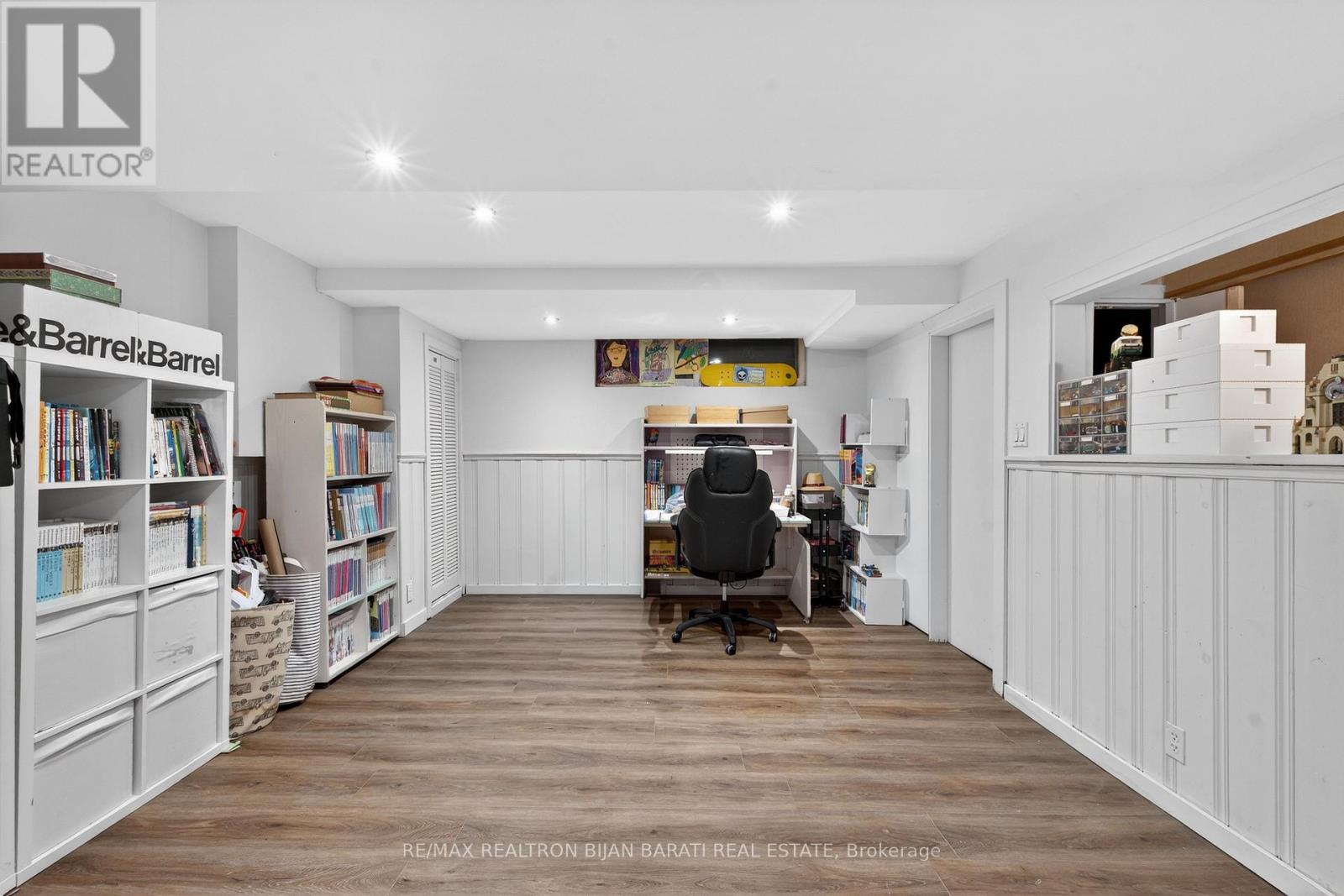 215 GRANDVIEW AVENUE - 33