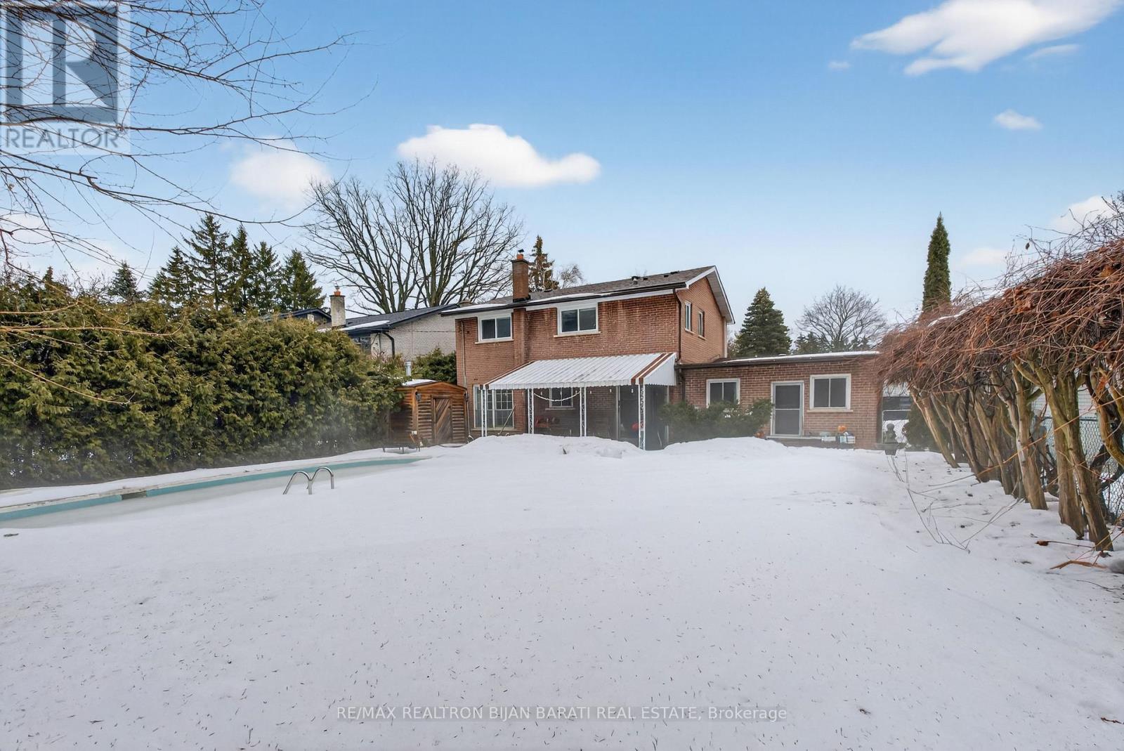 215 GRANDVIEW AVENUE - 37