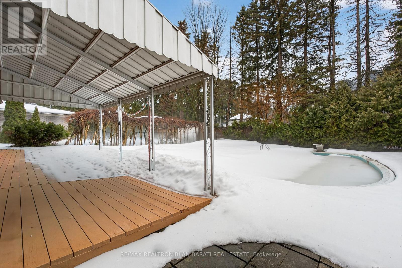215 GRANDVIEW AVENUE - 38