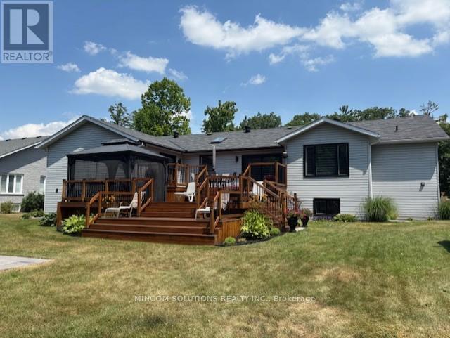 4 DOWNER CRESCENT,Wasaga Beach,,