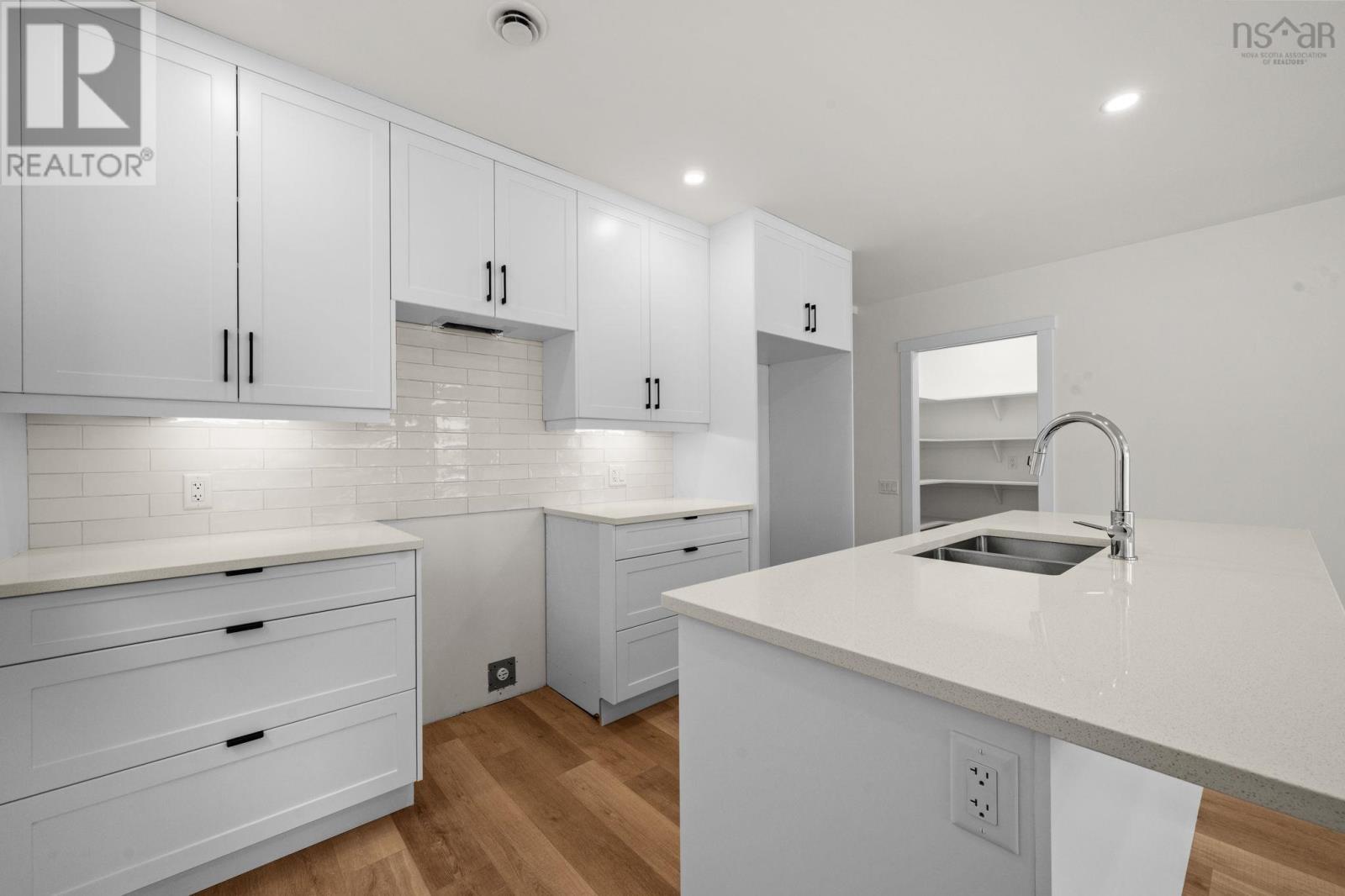 Property 12 of 31 of 206 Sailors Trail