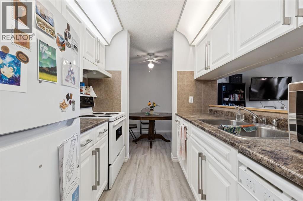 Single Family House for Sale in   Dover Point SE Dover Calgary 