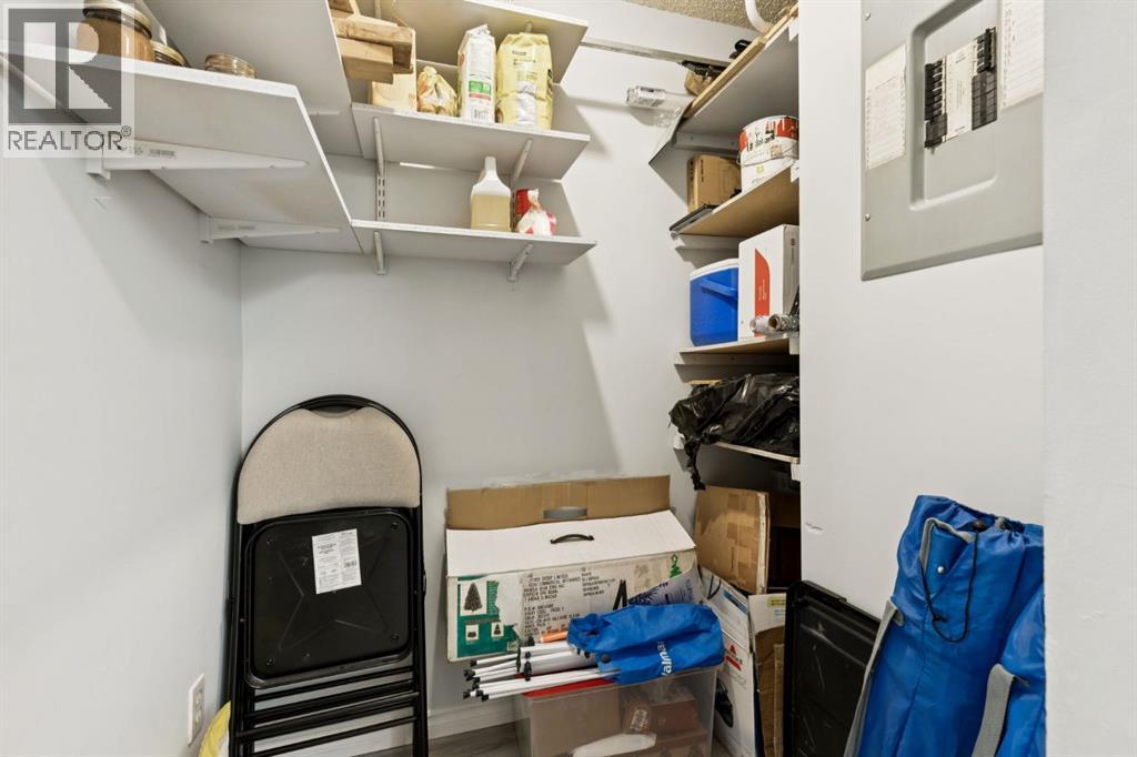 Single Family House for Sale in   Dover Point SE Dover Calgary 