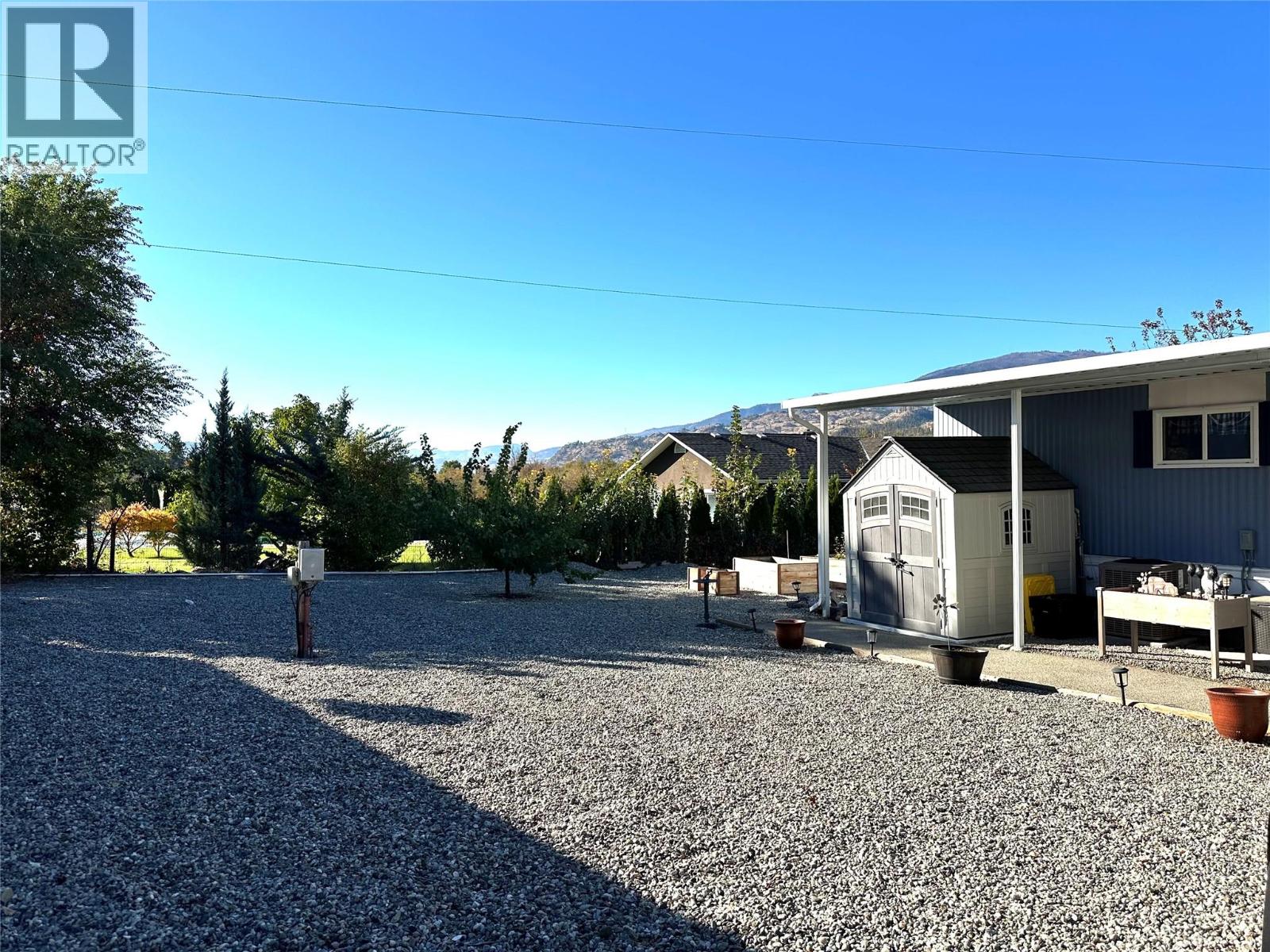 146 WILLOW Court Unit# 6B, Oliver