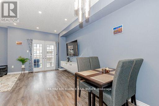 9 HISCOTT DRIVE - 13