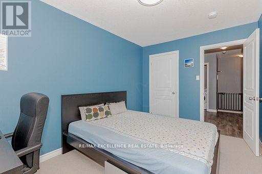 9 HISCOTT DRIVE - 40