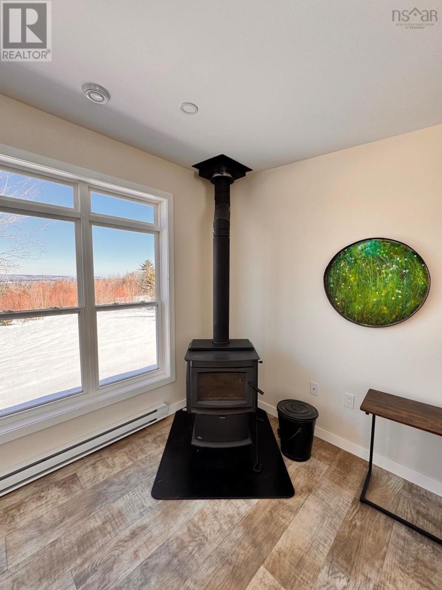 Property 26 of 48 of 62 Mash Lane