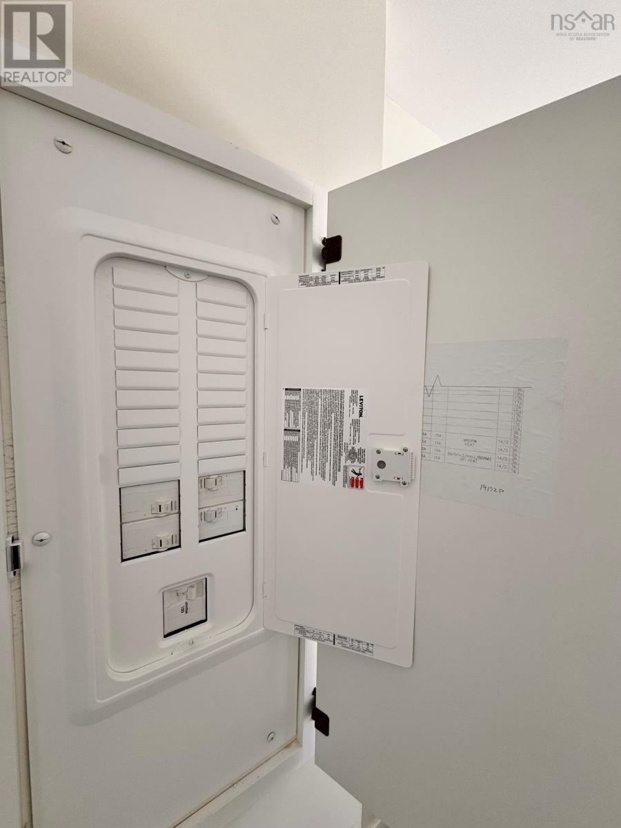 Property 32 of 48 of 62 Mash Lane