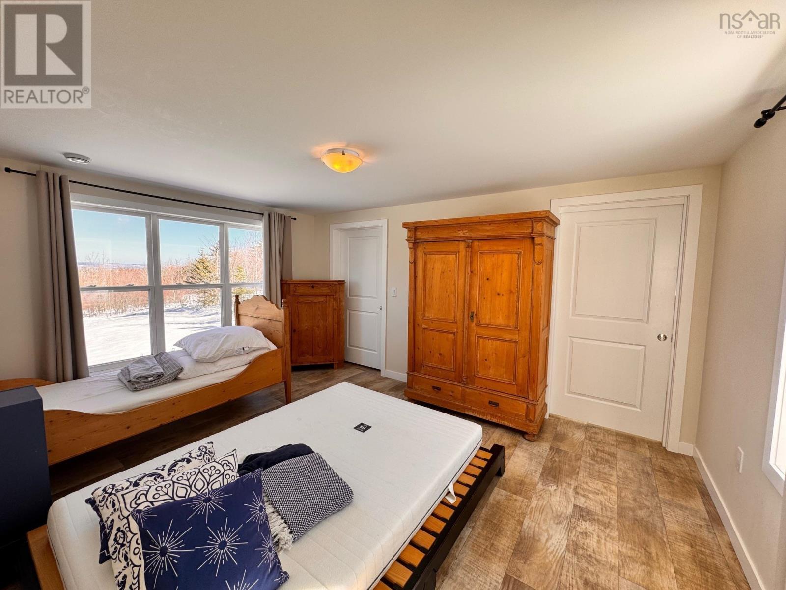 Property 44 of 48 of 62 Mash Lane