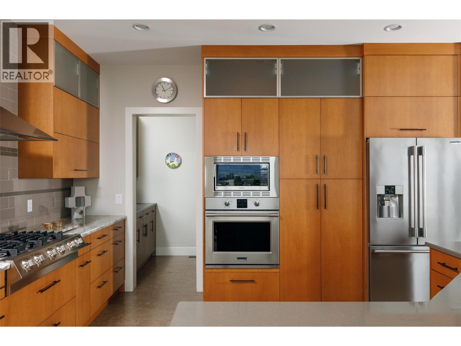 2822 Ourtoland Road, West Kelowna