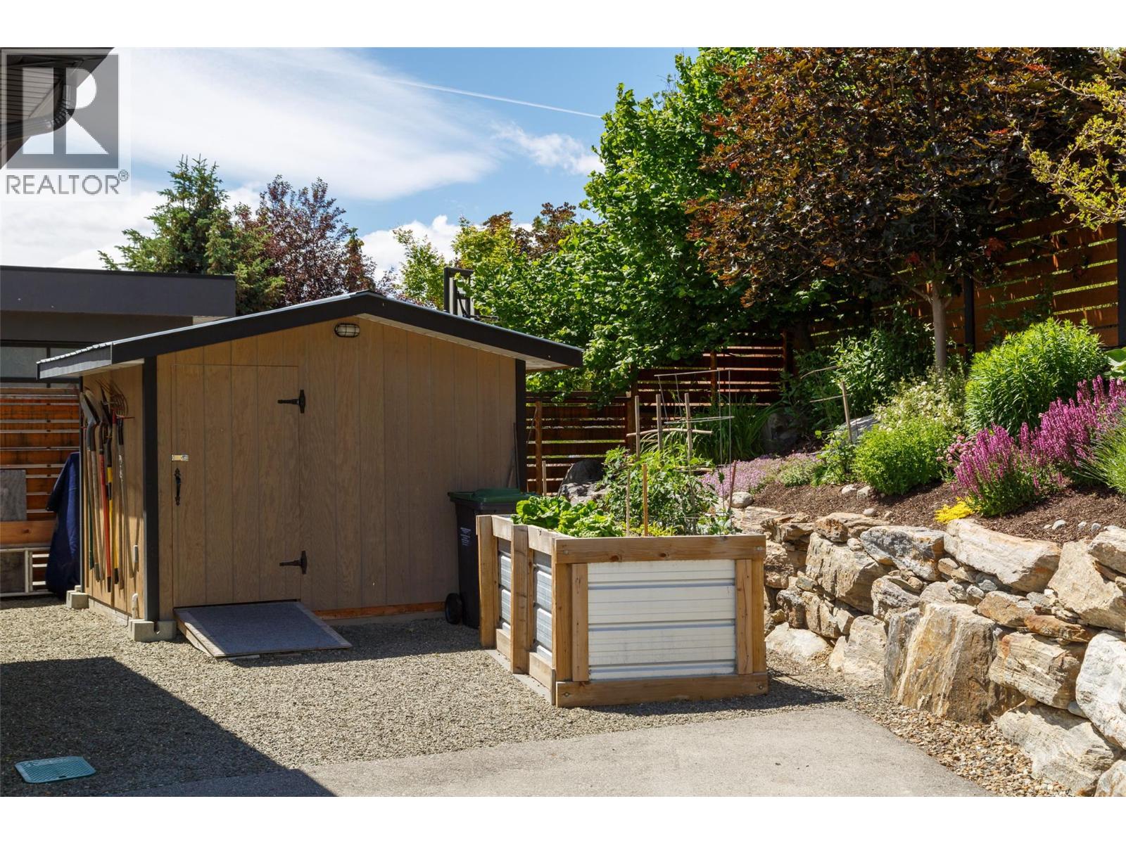 2822 Ourtoland Road, West Kelowna