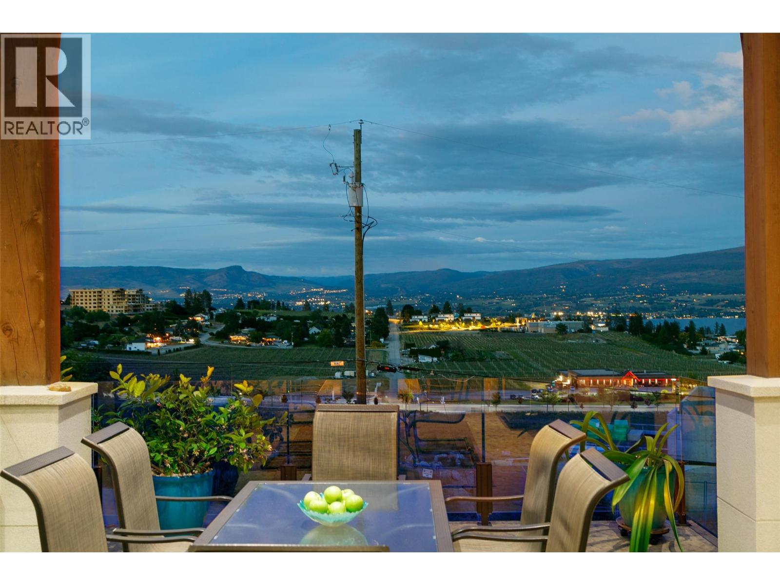 2822 Ourtoland Road, West Kelowna