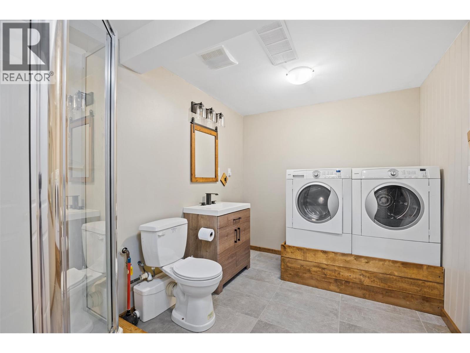 2291 Chief Atahm Drive, Adams Lake