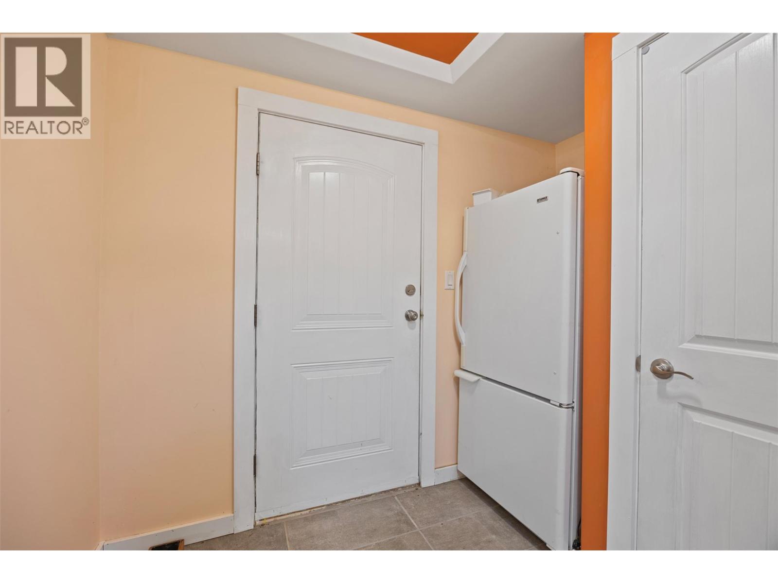 2291 Chief Atahm Drive, Adams Lake