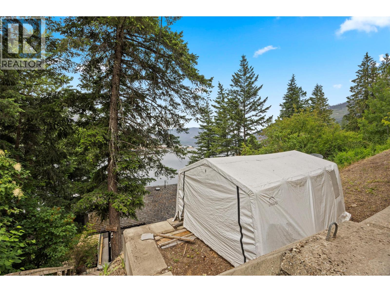 2291 Chief Atahm Drive, Adams Lake