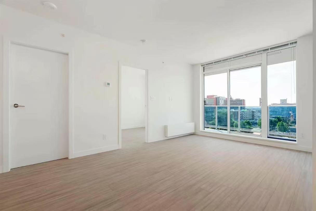 811 13615 FRASER HIGHWAY