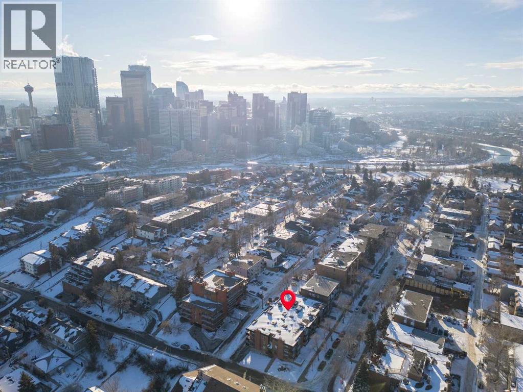 Single Family House for Sale in    Avenue NE Crescent Heights Calgary 